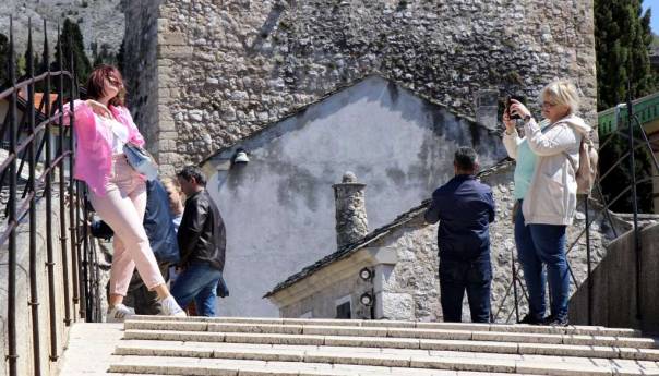 U septembru 111.241 turista, najviše iz Hrvatske, Njemačke i Turske