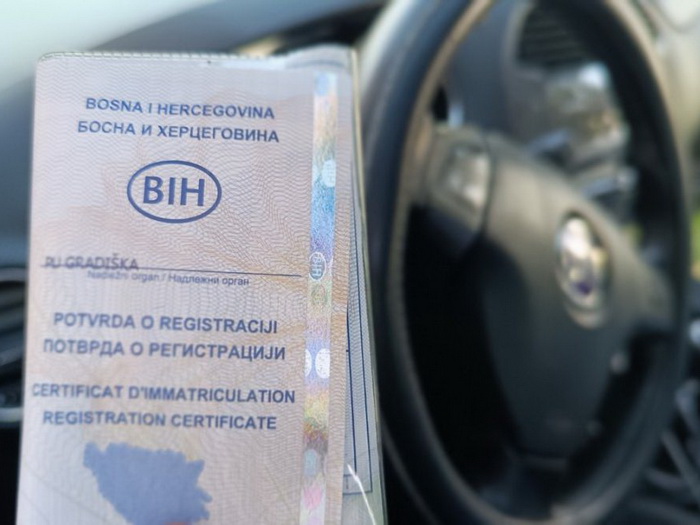 U septembru prvi put registrovano više od 10.000 vozila u BiH