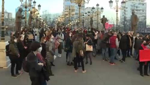 U Sjevernoj Makedoniji protest žena protiv online seksualnog uznemiravanja