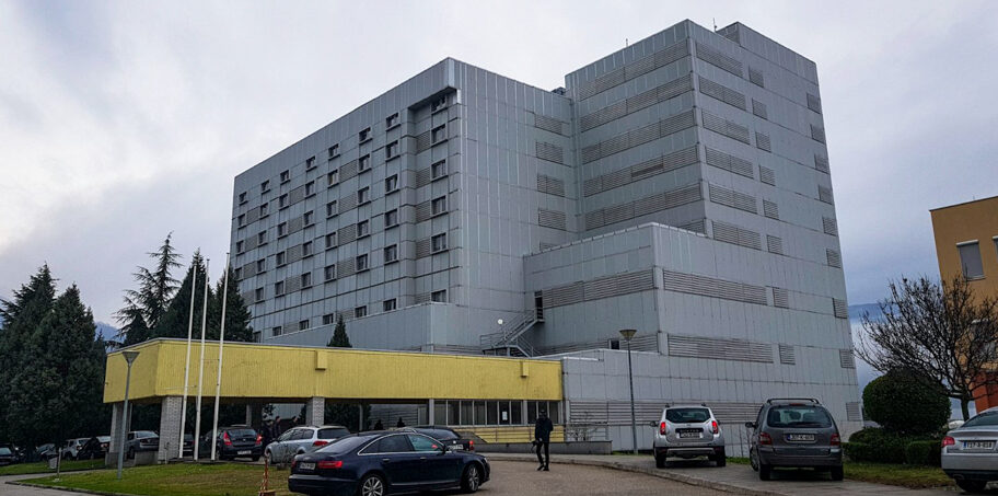 U SKB Mostar za četiri dana 18 preminulih od korone