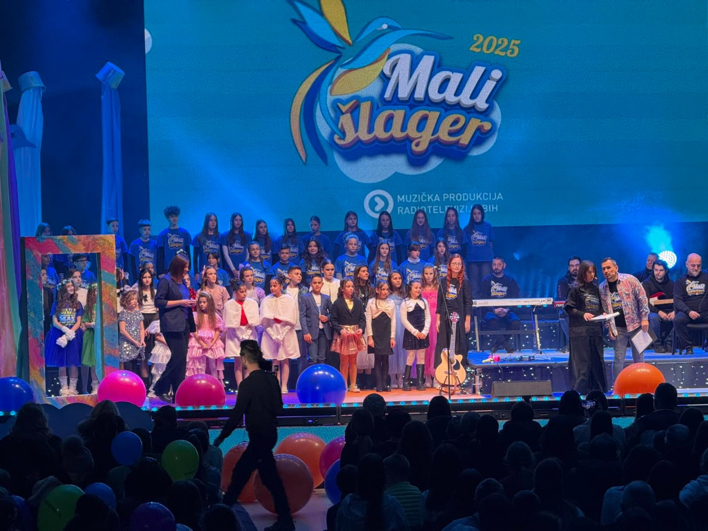 U Skenderiji počeo Mali šlager: Stotine djece uživa u hitovima