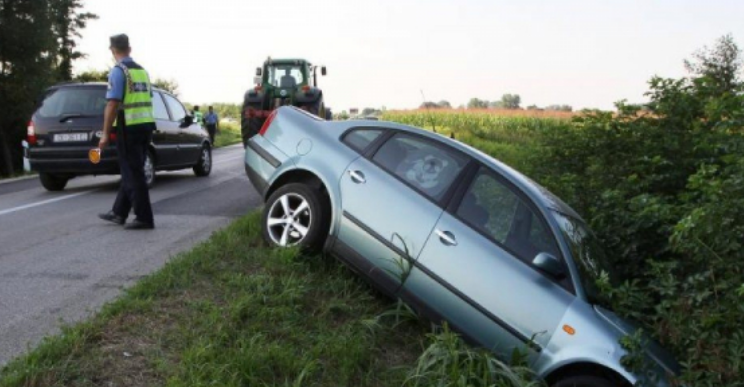 U slijetanju vozila kod Travnika jedna osoba teško ozlijeđena
