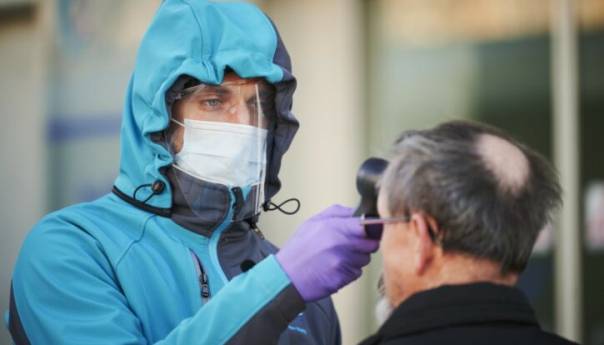 U Sloveniji novi rekord novozaraženih, crne prognoze za novembar