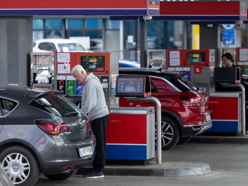U Sloveniji ukinuto ograničenje točenja goriva