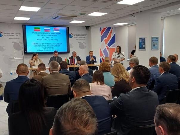 U sobi tri sa tri: Privredni forum RS i Tatarstana