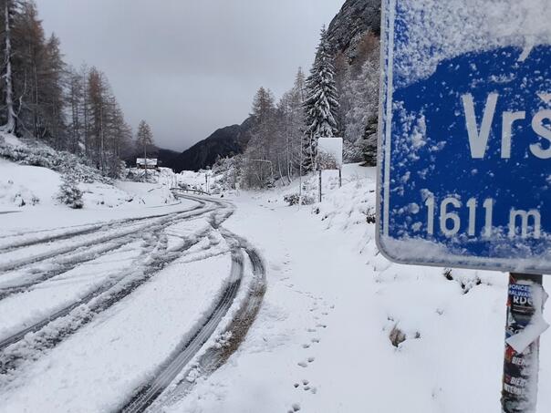 U Sloveniji zabijelio snijeg