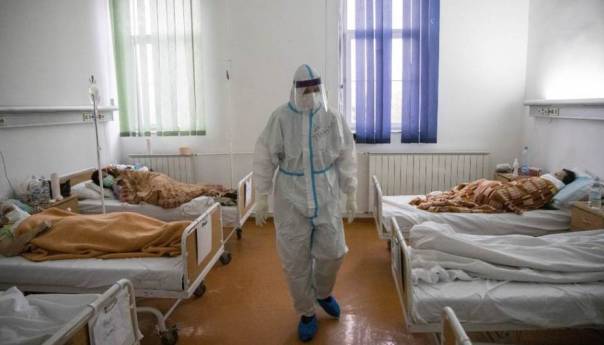 U Srbiji 4.995 novih slučajeva koronavirusa, preminulo 56 osoba