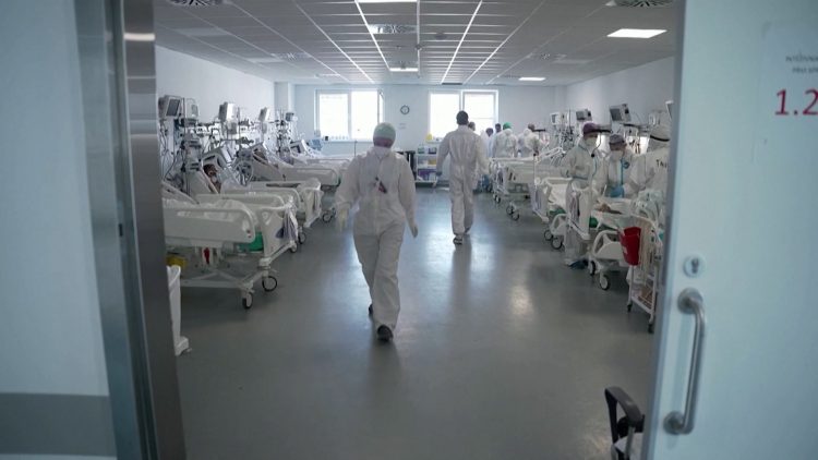 U Srbiji 6.126 novozaraženih, preminule 64 osobe