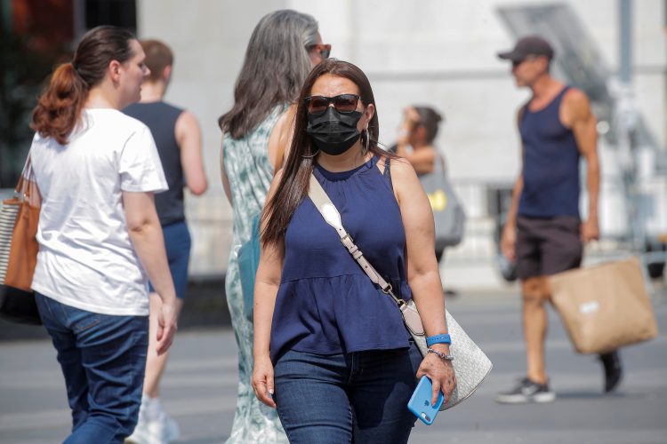 U Srbiji 817 novih slučajeva zaraze, umrle još 4 osobe