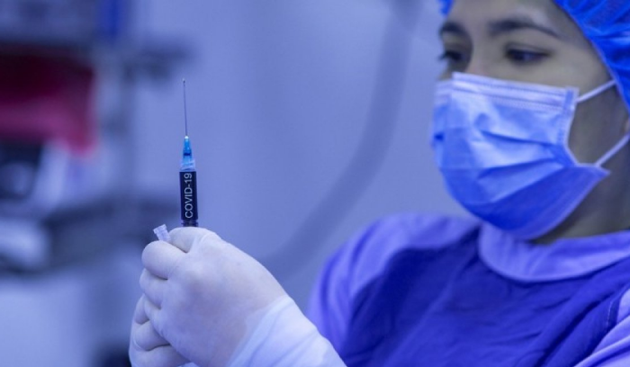 U Srbiji gotovo 6.000 novozaraženih, umrlo šest osoba