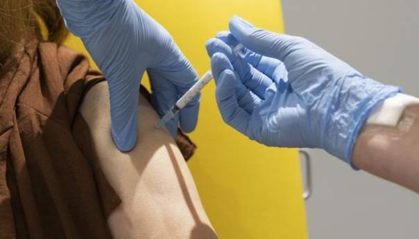 U Srbiji počela prijava za vakcinaciju protiv virusa korona