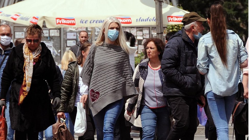 U Srbiji preminule 2 osobe, novih 329 slučajeva zaraze