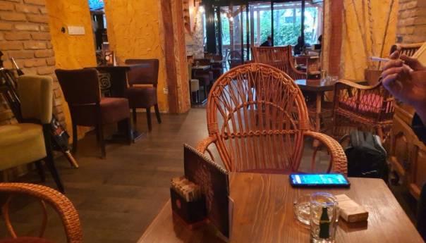 U Srbiji produženo radno vrijeme tržnih centara i ugostiteljskih objekata