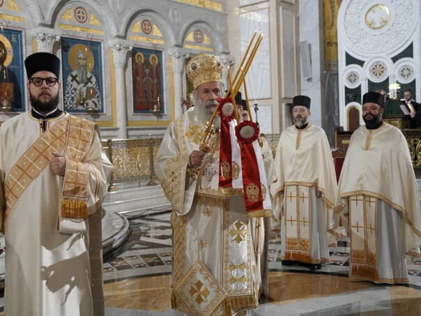 U Srbiji proslava Božića počela liturgijama