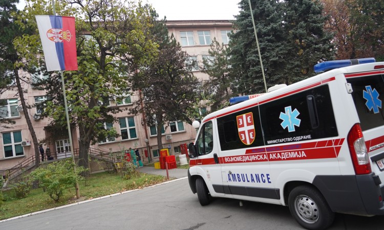 U Srbiji rekordnih 8.467 novozaraženih, preminulo 45 osoba