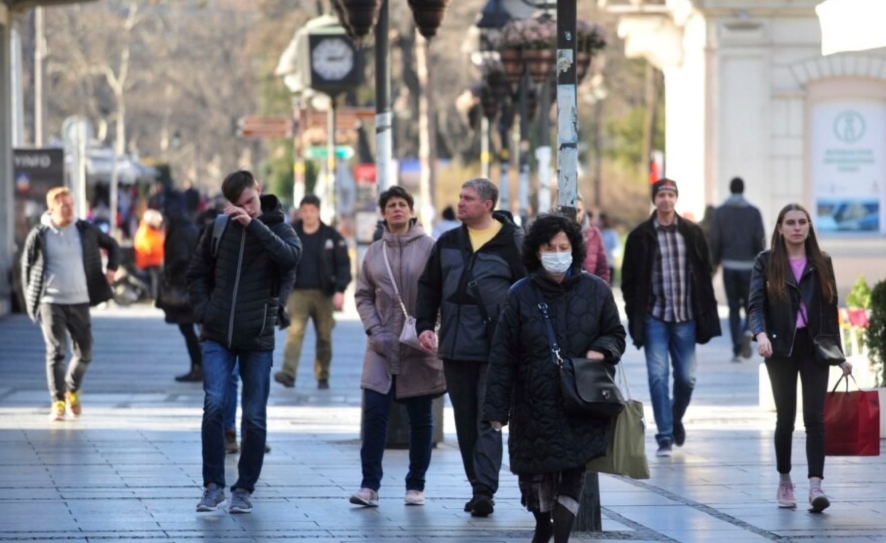 U Srbiji više od 6.000 zaraženih, preminuo 61 pacijent