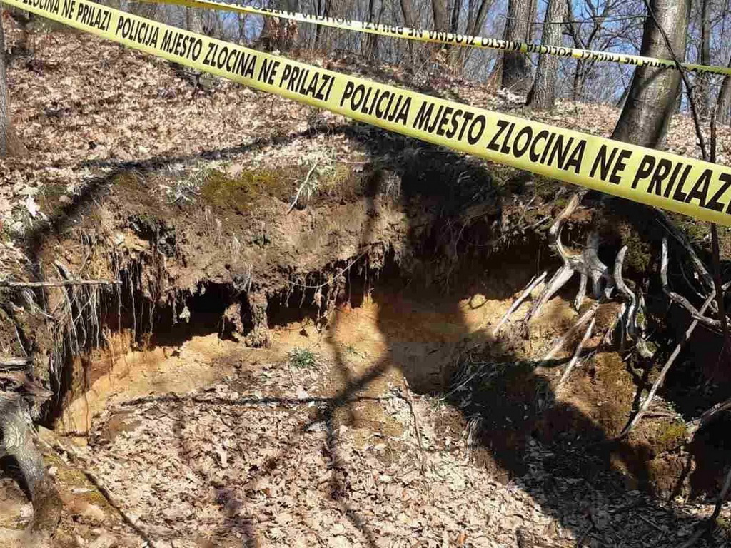 U Srebrenici ekshumirani posmrtni ostaci osobe zamotani u deku