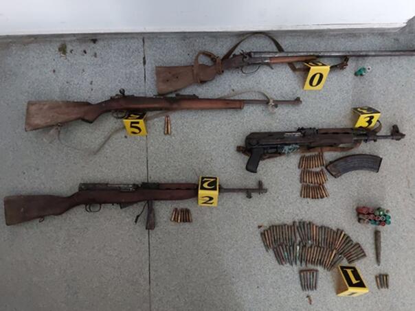 U Srebrenici pronađeno nelegalno vojno oružje