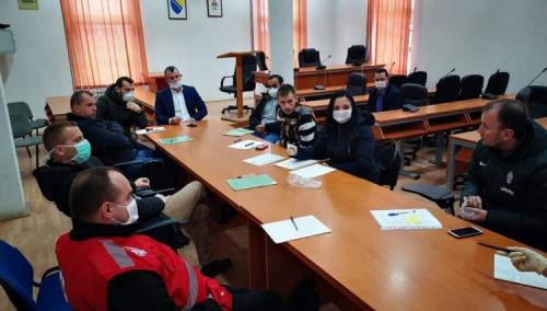 U Srebrenici se dnevno šije oko šest hiljada zaštitnih maski