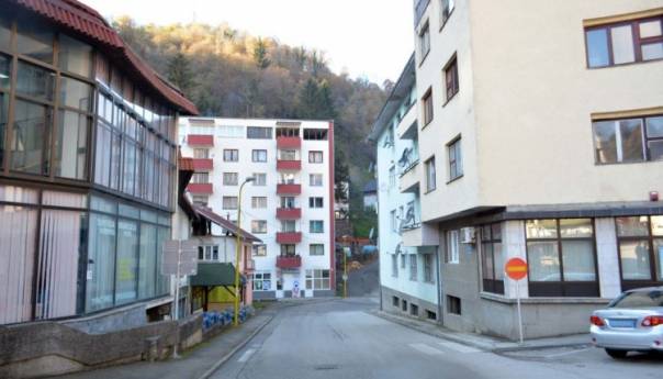 U Srebrenici zabrana kretanja za osobe starije od 65 godina