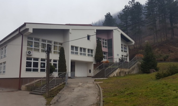 U srebreničkim školama počela nastava u drugom polugodištu