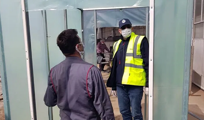 U Srebreniku za 7 sati napravili tunel za dezinfekciju korisnika usluga Doma zdravlja