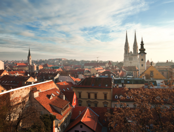 U stanu izbola trojicu muškaraca, nepravomoćno osuđena na 14 godina zatvora