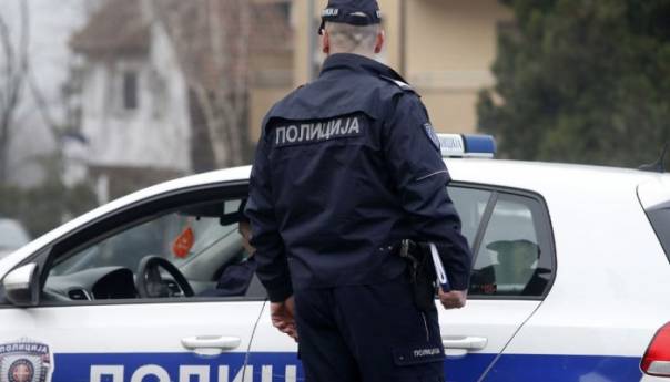 U sudaru dva golfa teško povrijeđen suvozač