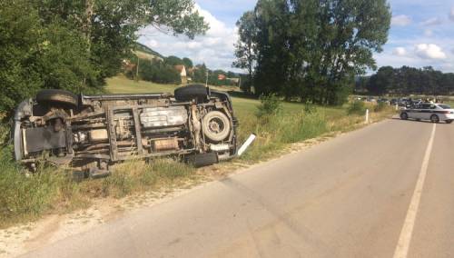 U sudaru dvaju vozila kod Tomislavgrada dvije osobe teže povrijeđene