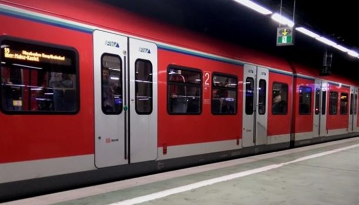 U sudaru vozova u metrou u Mexico Cityju jedna osoba poginula