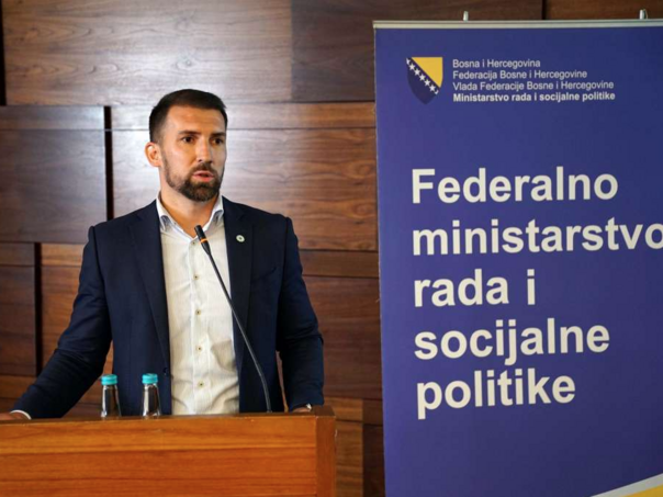 U susret Ramazanskom bajramu: Radnici imaju pravo na plaćeno odsustvo