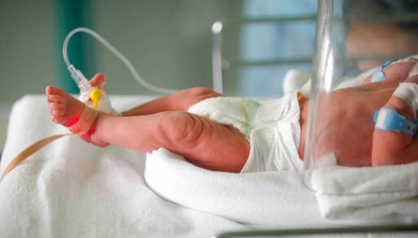 U Švajcarskoj od virusa korona preminula beba