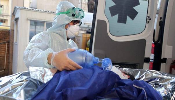 U svijetu od pandemije korona virusa umrlo blizu 310.000 ljudi