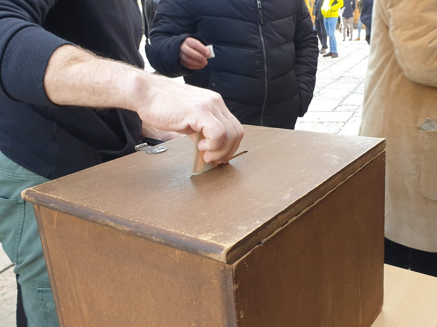 U svim džamijama organizovano prikupljanje pomoći za Palestinu i Sudan