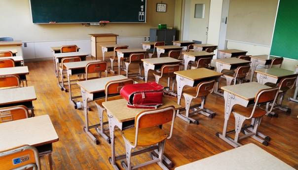 U svim školama u Srbiji od danas prisutni policajci