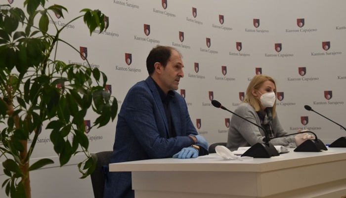 U terminima za penzionere, građani da smanje kretanje 