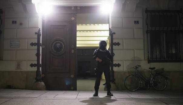 U terorističkom napadu u Beču četvero mrtvih i 15 povrijeđenih