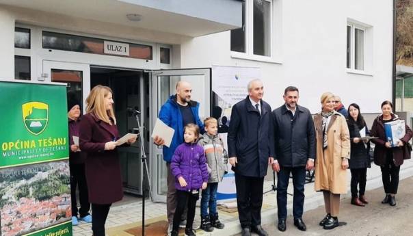 U Tešnju završena izgradnja zgrade za socijalno stanovanje