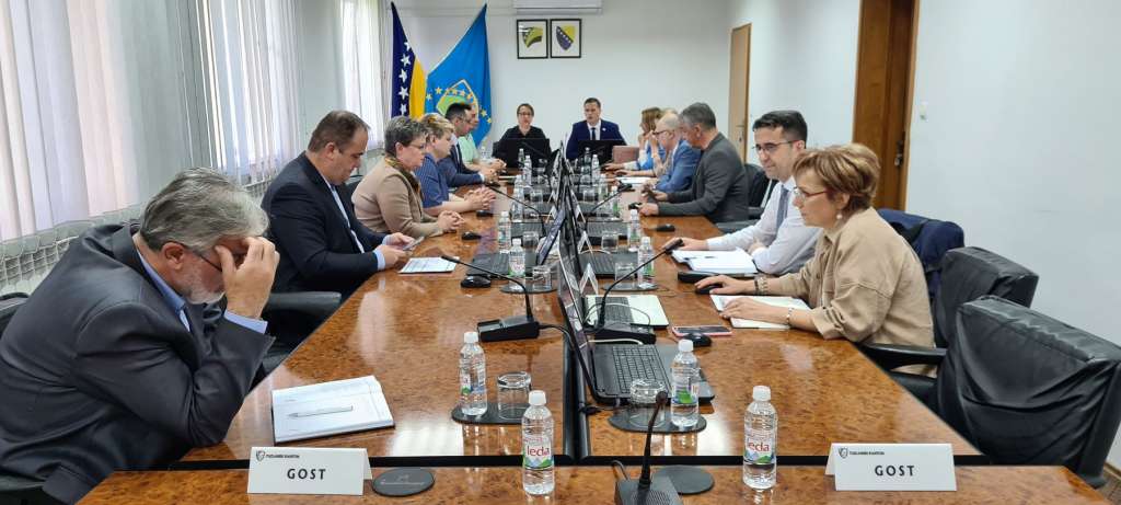 U TK majke porodilje u statusu studenta imat će pravo na naknadu