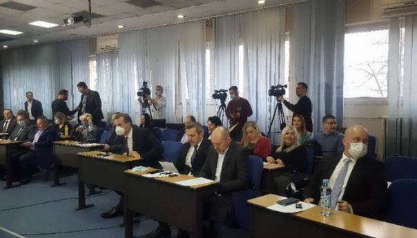 U TK smijenjena Vlada, ovo su prve reakcije