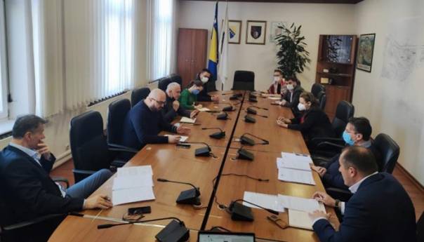 U toku hitna sjednica Vlade KS o plinu