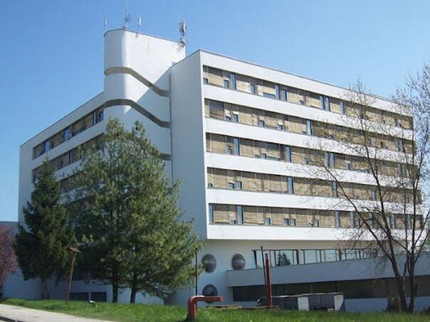 U toku istraga: U bolnici u Prijedoru preminuo dječak