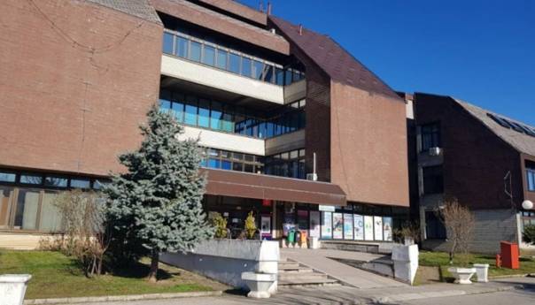 U toku policijski pretresi svih domova zdravlja i ZZO USK