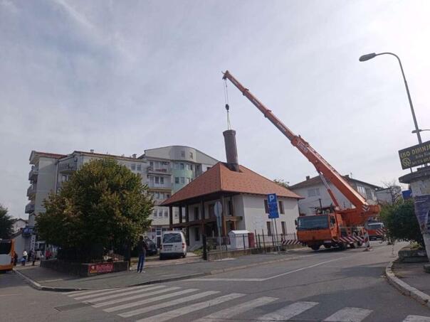 U toku postavljanje minareta Hadži Pašine džamije u Brčkom