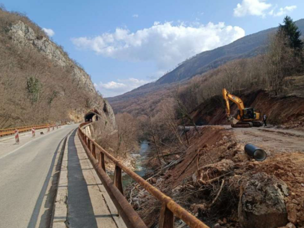 U toku pripremni radovi za rekonstrukciju mosta na dionici Ustiprača - Rogatica