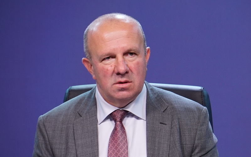 U toku sastanak Ad hoc tima, a predsjednik Pehar otišao za Mostar