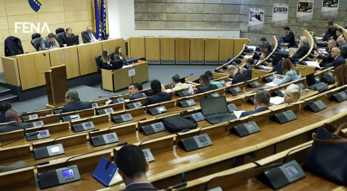 U toku sjednica Doma naroda FBiH, u najavljenom dnevnom redu budžet FBiH za 2022.