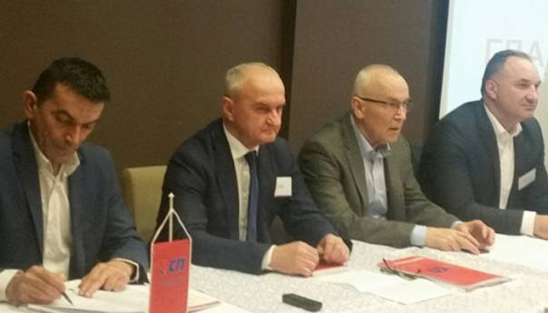 U toku sjednica GO SP-a, prisutni Đokić i isključeni članovi