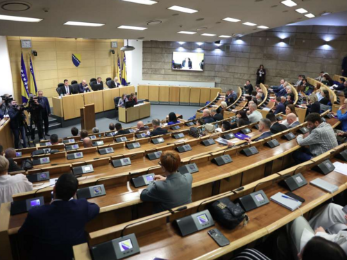 U toku vanredna sjednica Doma naroda o Južnoj gasnoj interkonekciji