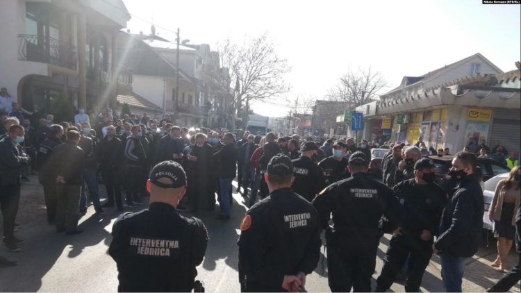 U Tuzima ipak zatvoreni ugostiteljski objekti